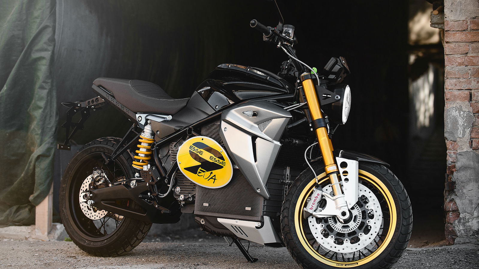 Energica's electric scrambler revealed at EICMA